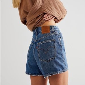 Levi’s High Loose Shorts in “Link in Bio”